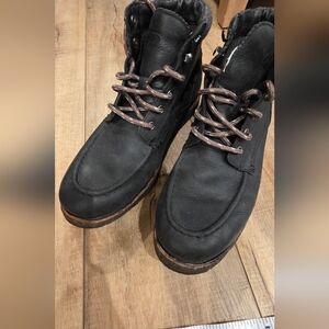 Ugg Leather Boots